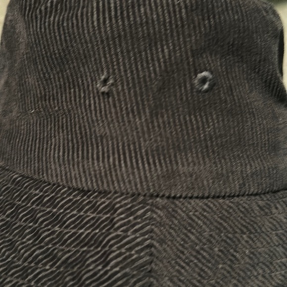 Cotton On Corduroy Bucket Hat - Picture 4 of 9
